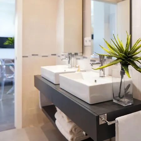 Inmalaga Penthouse Padilla 马拉加