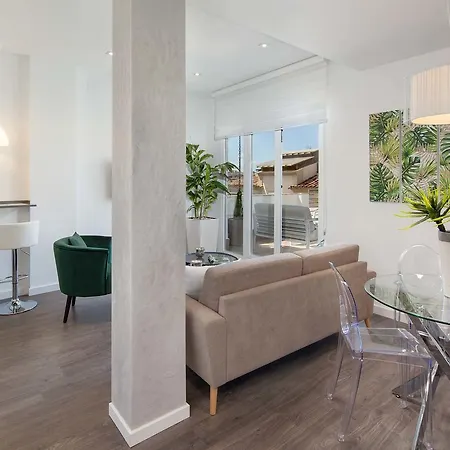 Inmalaga Penthouse Padilla 아파트 *